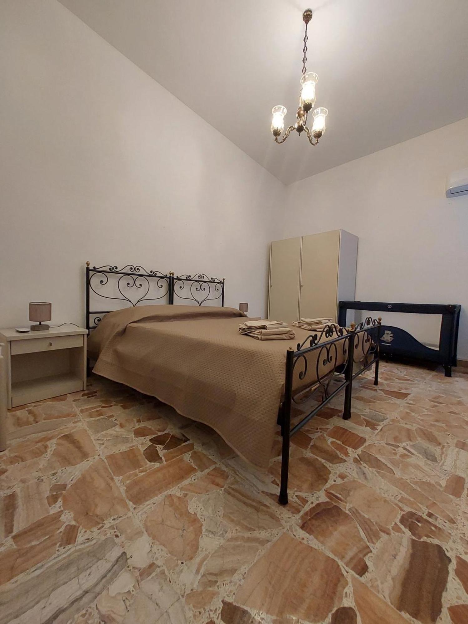 Casa Vacanze Zarinu Orgosolo Εξωτερικό φωτογραφία