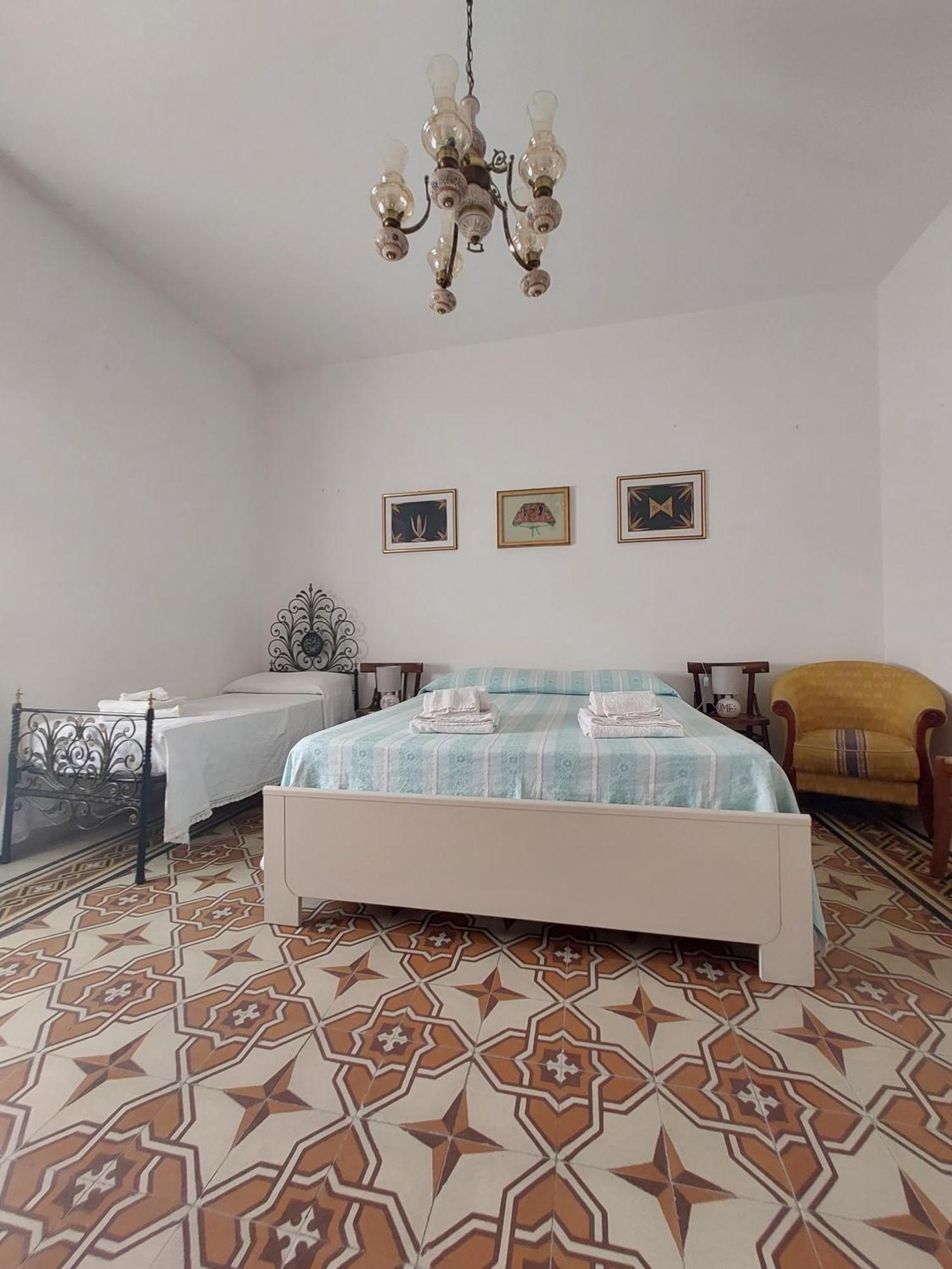 Casa Vacanze Zarinu Orgosolo Εξωτερικό φωτογραφία
